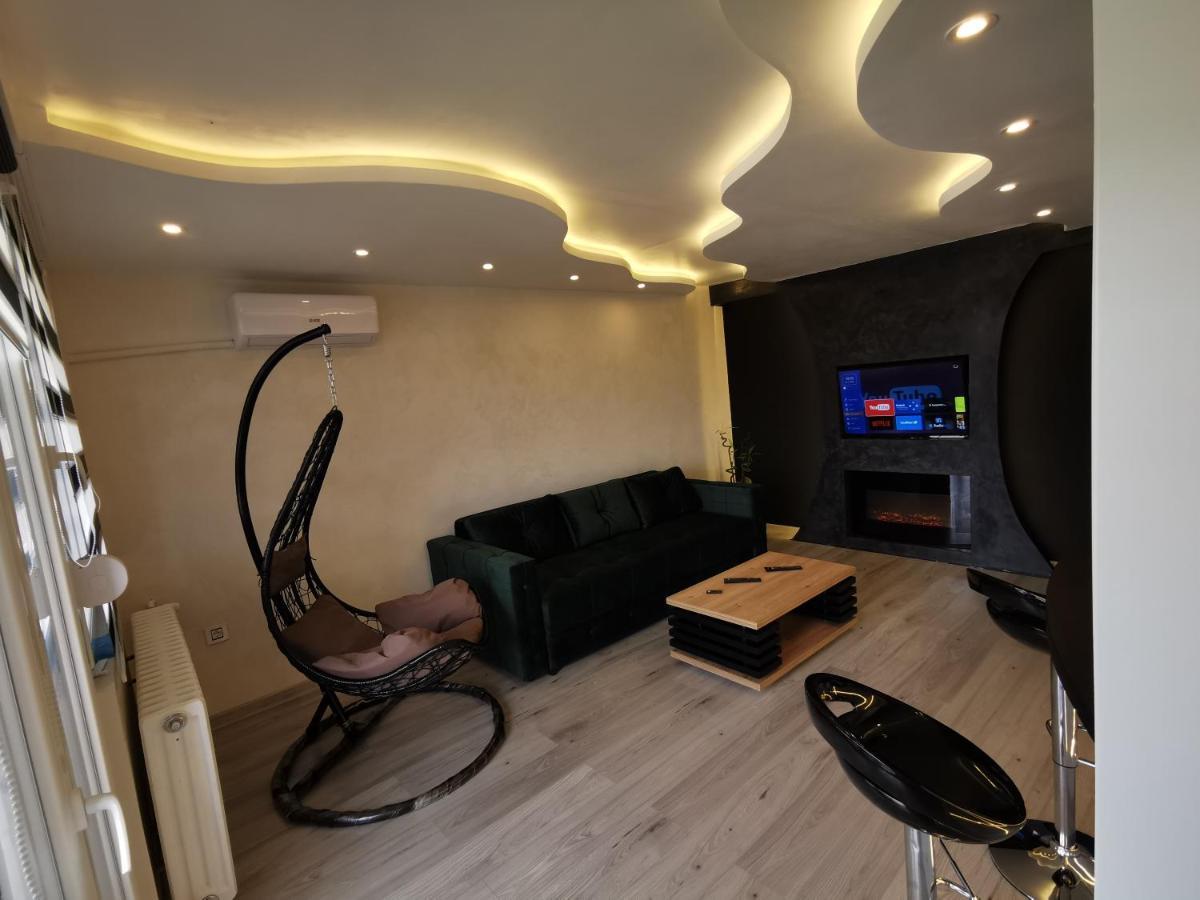 Brend New Luxurious Apartment In Downtown With Free Parking Novi Sad Exteriér fotografie