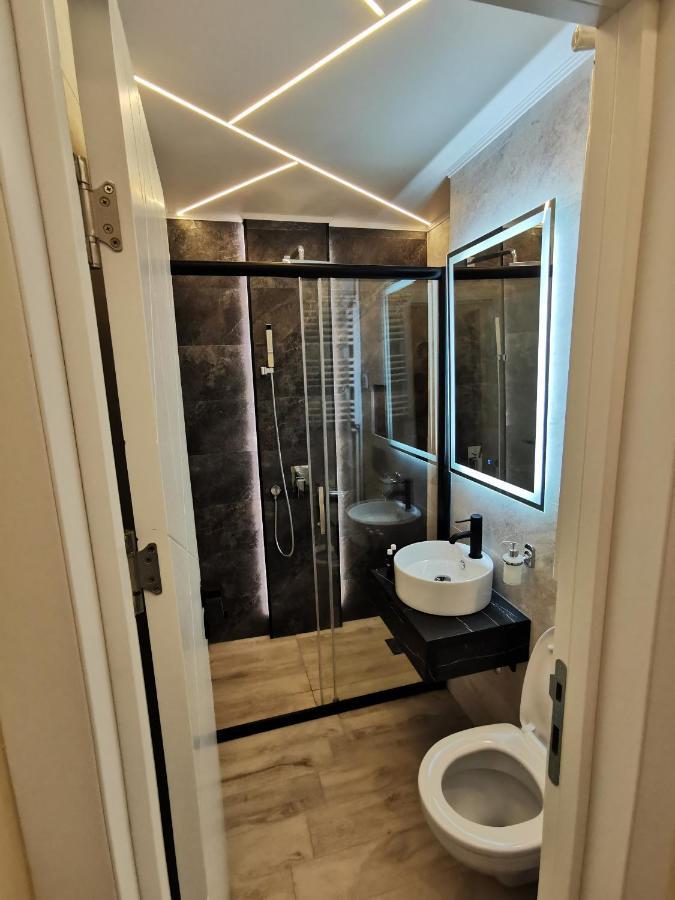 Brend New Luxurious Apartment In Downtown With Free Parking Novi Sad Exteriér fotografie