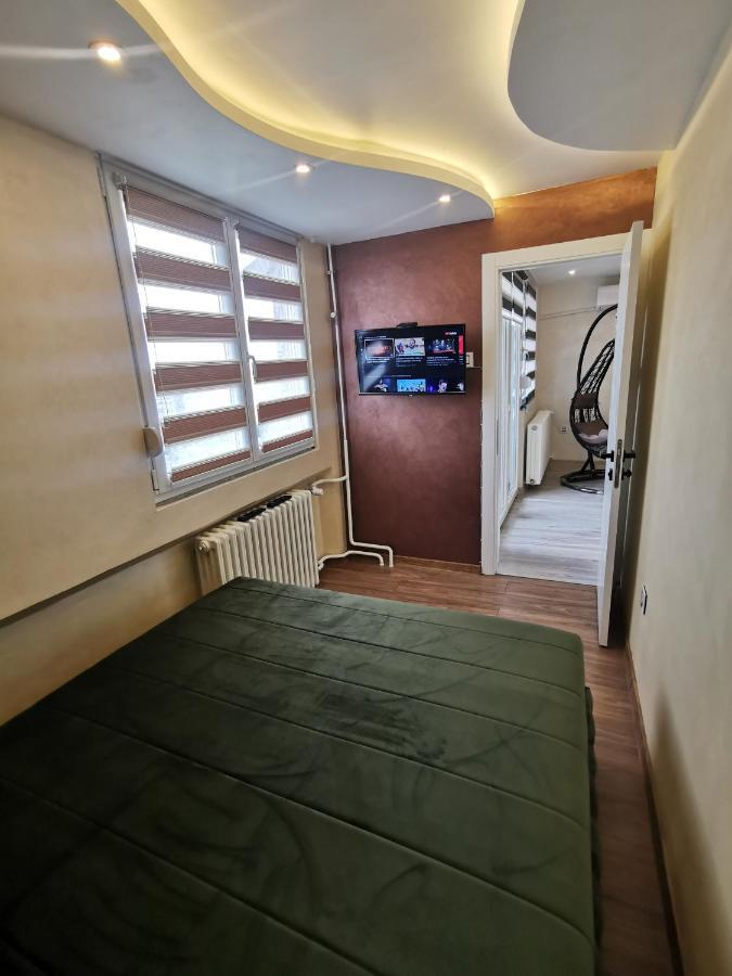 Brend New Luxurious Apartment In Downtown With Free Parking Novi Sad Exteriér fotografie