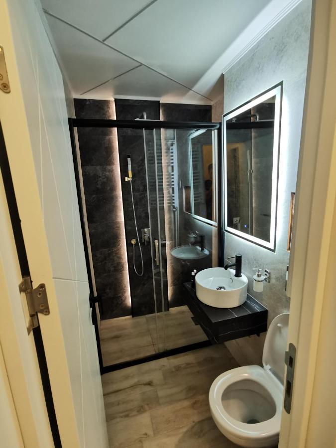 Brend New Luxurious Apartment In Downtown With Free Parking Novi Sad Exteriér fotografie